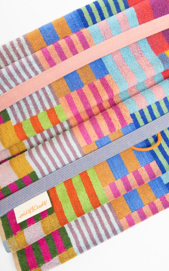Odds & Ends - #73 -  Badhanddoek 60x120cm - Foekje Fleur