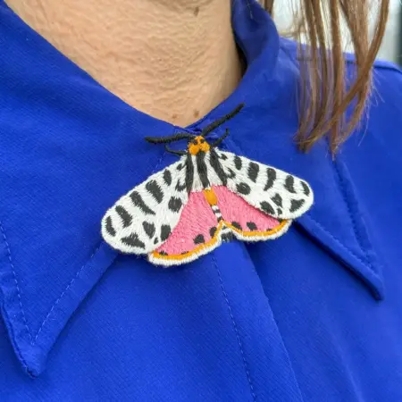 Botanopia - Broche Geborduurd - Tiger Moth