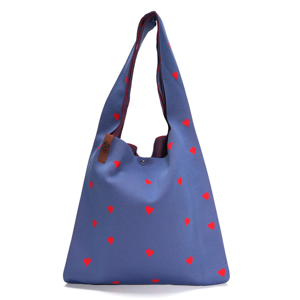 Lot83 - Lois 92 - donkerblauw met hartjes